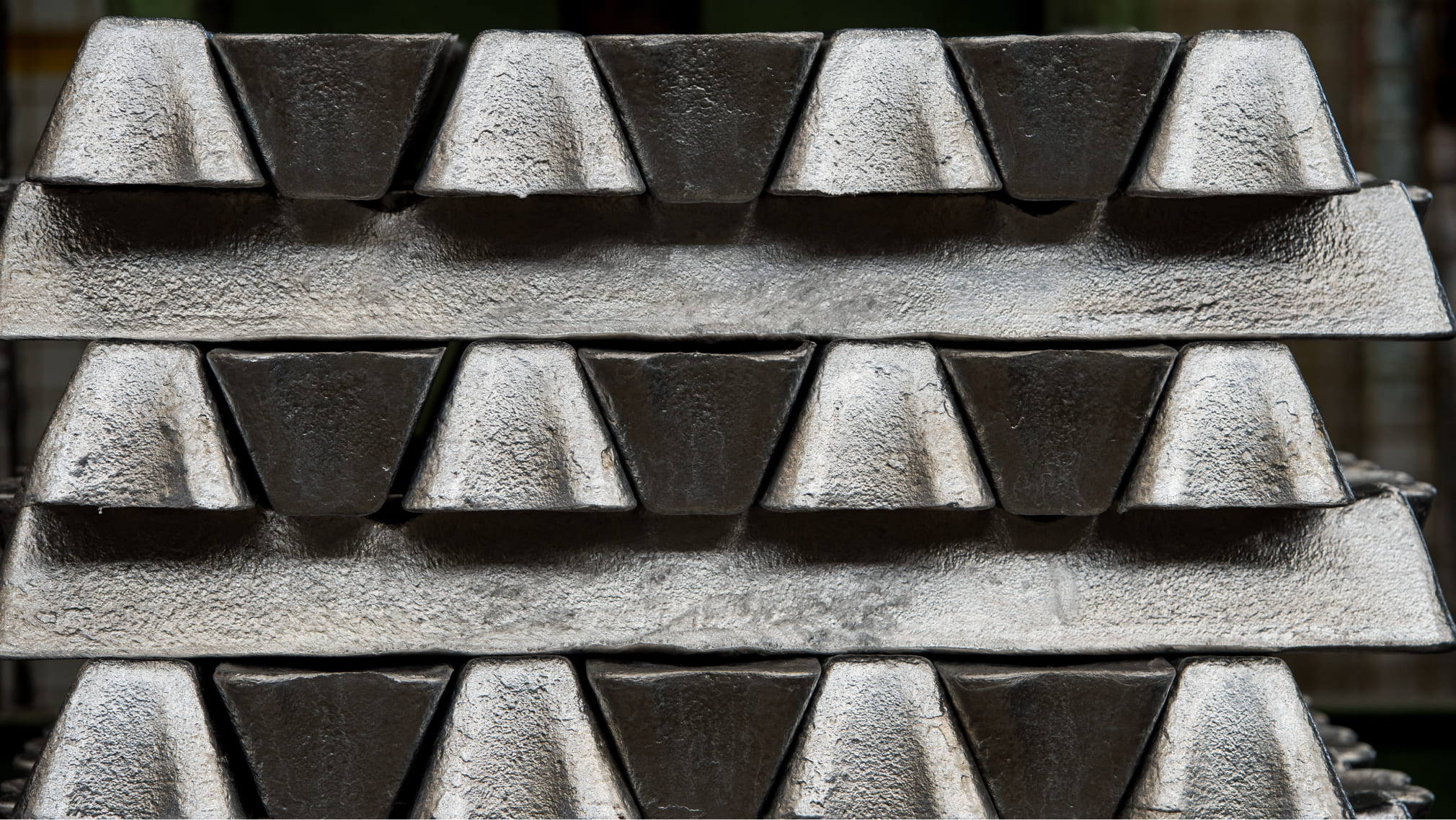 about_headerProduzione di alluminio primario